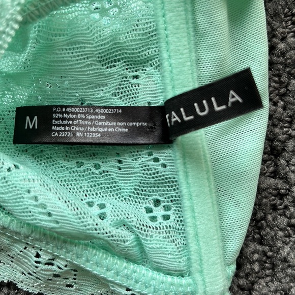 Green lace bandeau - Picture 3 of 3